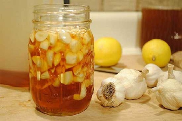 Cách chữa tổ đỉa bằng tỏi có tốt không và cách làm thế nào? Cách chữa tổ đỉa bằng tỏi có tốt không và cách làm thế nào?